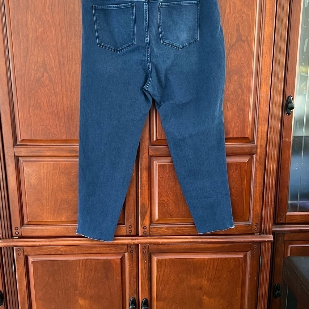 J. Jill soft ultra- stretch denim jeggings with unfinished hem - Picture 3 of 4